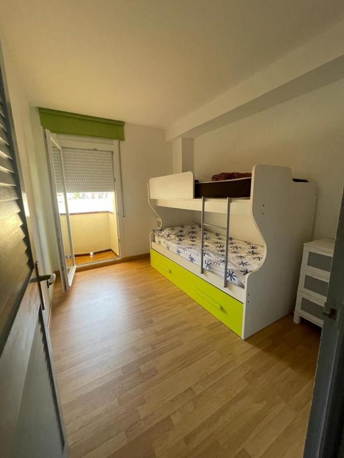 דירות L' Escala Piso Delante De Mar מראה חיצוני תמונה